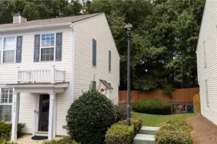 2766 Ashleigh Ln, Alpharetta, GA 30004 - Photo 3