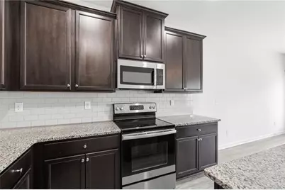 7134 Gladstone Circle, Lithonia, GA 30038 - Photo 9