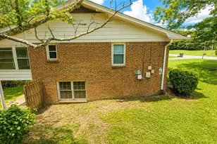 2148 Eastwood Dr SW, Snellville, GA 30078 - Photo 35