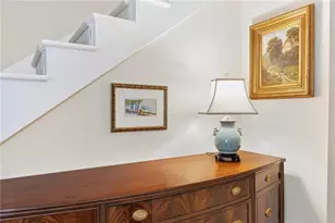 112 Adrian Pl NW, Atlanta, GA 30327 - Photo 9