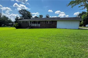 6200 Cherry Ln, Douglasville, GA 30134 - Photo 3