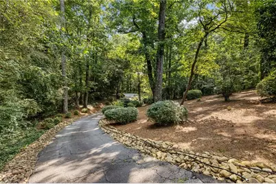 6488 Cherry Tree Lane, Sandy Springs, GA 30328 - Photo 47