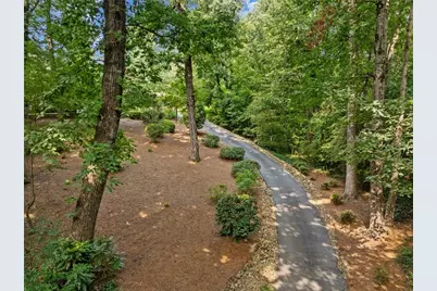6488 Cherry Tree Lane, Sandy Springs, GA 30328 - Photo 91