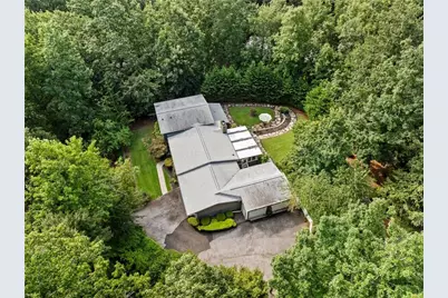 6488 Cherry Tree Lane, Sandy Springs, GA 30328 - Photo 79