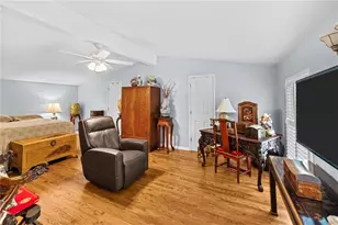 6488 Cherry Tree Ln, Sandy Springs, GA 30328 - Photo 23