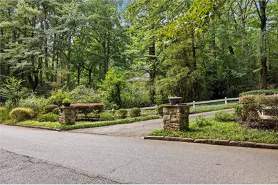 6488 Cherry Tree Lane, Sandy Springs, GA 30328 - Photo 67
