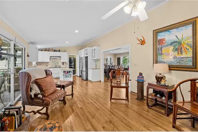 6488 Cherry Tree Lane, Sandy Springs, GA 30328 - Photo 15