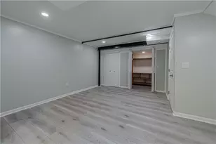 435 Little Pines Ct, Roswell, GA 30076 - Photo 11