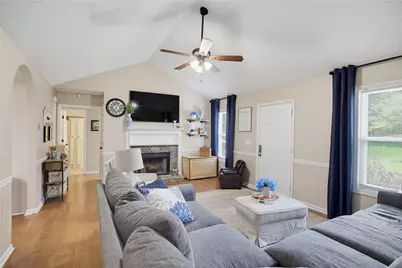 41 Camden Woods Drive NW, Cartersville, GA 30121 - Photo 3