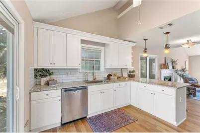1047 Kennesborough Road NW, Kennesaw, GA 30144 - Photo 9