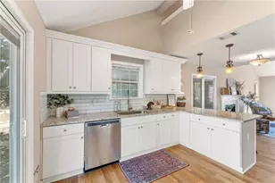 1047 Kennesborough Rd NW, Kennesaw, GA 30144 - Photo 9