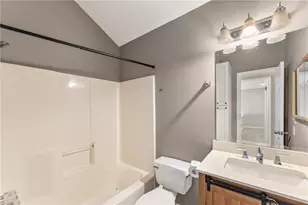 1047 Kennesborough Rd NW, Kennesaw, GA 30144 - Photo 17