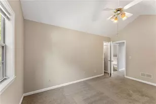 1047 Kennesborough Rd NW, Kennesaw, GA 30144 - Photo 19