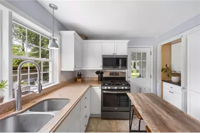 1122 Shepherds Lane NE, Atlanta, GA 30324 - Photo 15