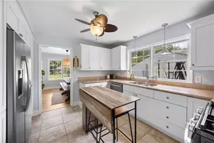 1122 Shepherds Ln NE, Atlanta, GA 30324 - Photo 13