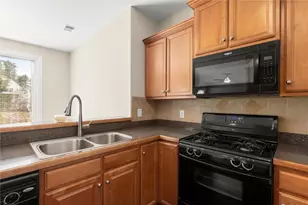 929 College Pl Ct NW, Kennesaw, GA 30144 - Photo 11