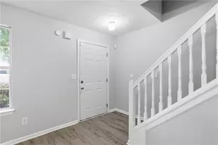 2545 Carolina Ridge, Riverdale, GA 30296 - Photo 9