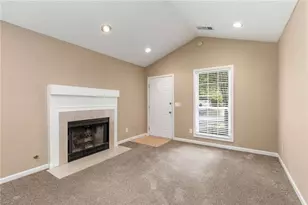 13387 Aventide Ln, Alpharetta, GA 30004 - Photo 5