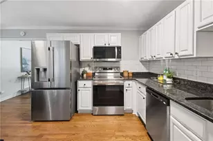 811 Wayland Ct SE, Smyrna, GA 30080 - Photo 13