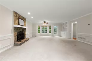 9126 Branch Valley Way, Roswell, GA 30076 - Photo 5