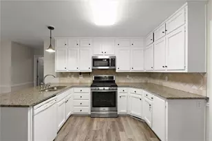 9126 Branch Valley Way, Roswell, GA 30076 - Photo 7