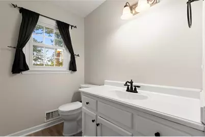 9126 Branch Valley Way, Roswell, GA 30076 - Photo 35