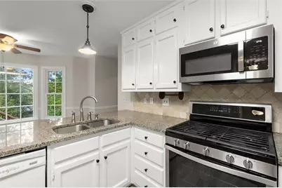 9126 Branch Valley Way, Roswell, GA 30076 - Photo 9