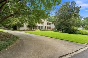 4964 Buckline Crossing, Dunwoody, GA 30338 - Photo 3