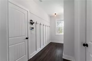 401 Blossom Trl, Acworth, GA 30101 - Photo 15