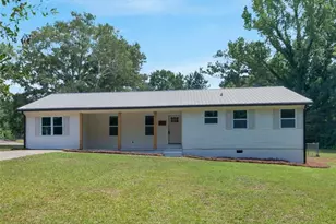 976 Hampton Locust Grove Rd, Hampton, GA 30228 - Photo 1