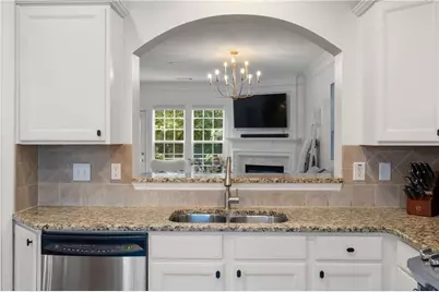 2294 Limehurst Drive NE #17, Atlanta, GA 30319 - Photo 11