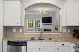 2294 Limehurst Dr NE, Atlanta, GA 30319 - Photo 11