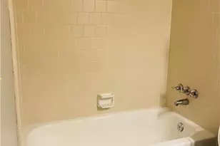 695 Paris Dr, Lawrenceville, GA 30043 - Photo 15