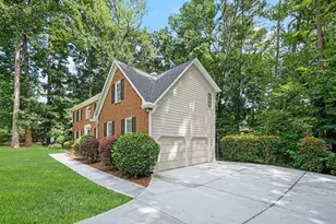 3611 Preston Ct, Lilburn, GA 30047 - Photo 5