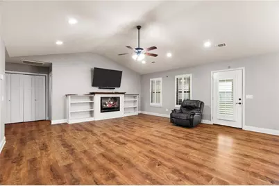 222 Gilmore Circle SW, Calhoun, GA 30701 - Photo 7