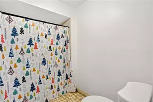 1553 Bell Flower Ct, Stone Mountain, GA 30088 - Photo 19