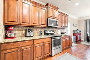 334 Red Cap Cir, Jefferson, GA 30549 - Photo 11