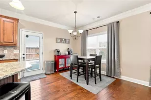 334 Red Cap Cir, Jefferson, GA 30549 - Photo 9