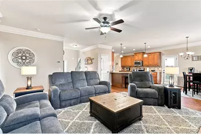 334 Red Cap Circle, Jefferson, GA 30549 - Photo 7