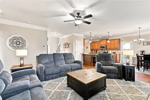 334 Red Cap Cir, Jefferson, GA 30549 - Photo 7