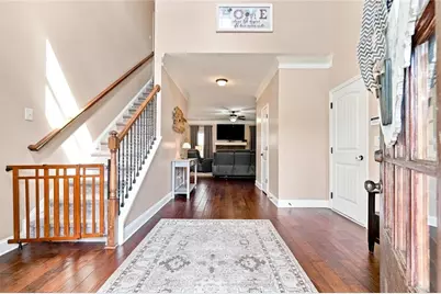 334 Red Cap Circle, Jefferson, GA 30549 - Photo 3