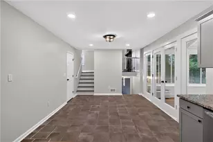 707 Cristy Ln, Woodstock, GA 30188 - Photo 7
