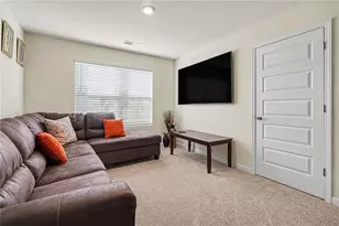 3462 Hawthorn Farm Blvd, Loganville, GA 30052 - Photo 13