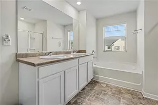3462 Hawthorn Farm Blvd, Loganville, GA 30052 - Photo 11