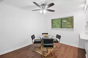7345 Cardigan Circle, Atlanta, GA 30328 - Photo 9