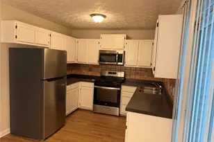 1819 Cres Hill Dr NW, Acworth, GA 30102 - Photo 7