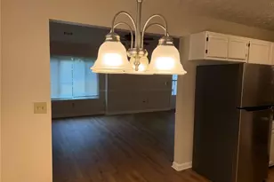 1819 Cres Hill Dr NW, Acworth, GA 30102 - Photo 9