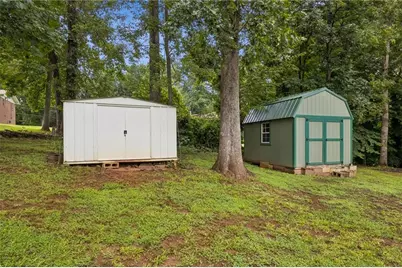 1331 Owen Circle, Buford, GA 30518 - Photo 43