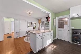 1747 Crestridge Dr SE, Marietta, GA 30067 - Photo 9