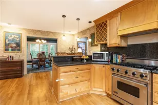 1135 Peachtree Battle Ave NW, Atlanta, GA 30327 - Photo 15